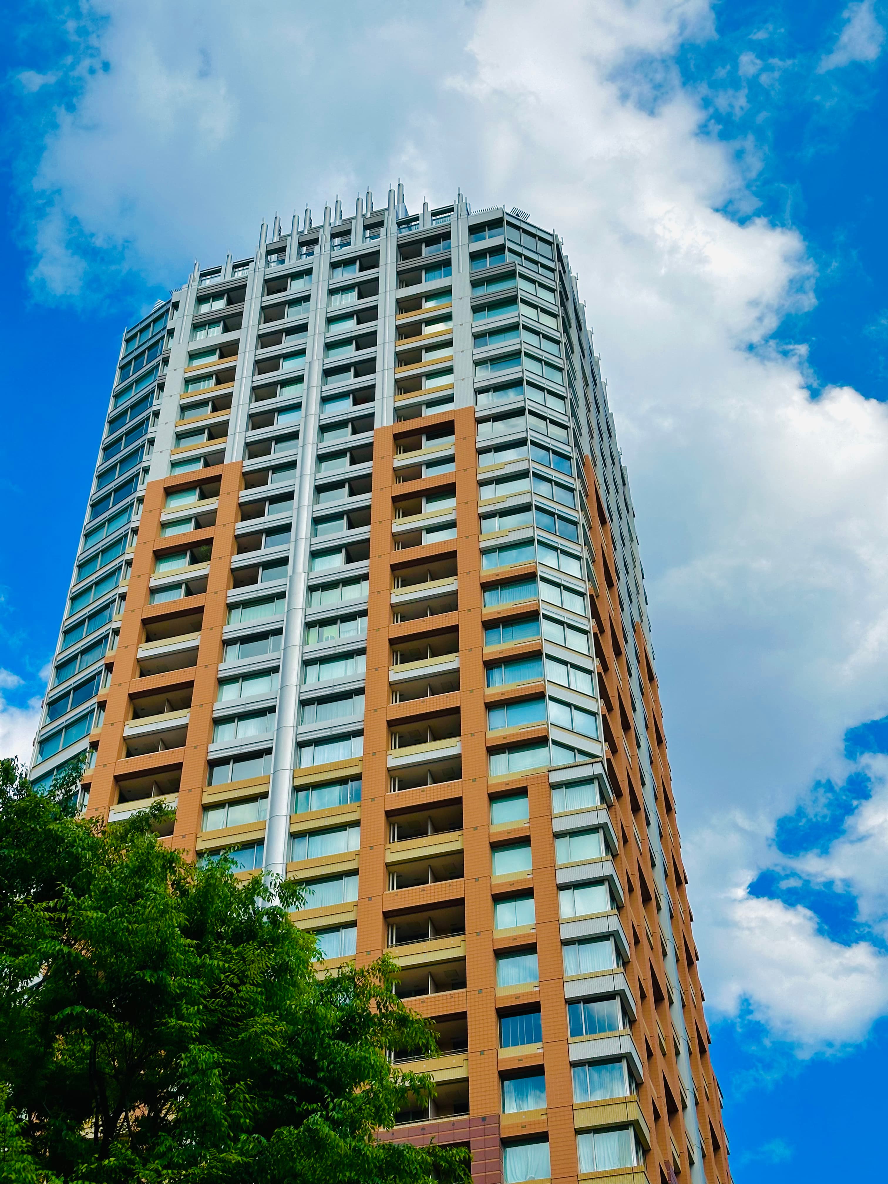 青山パークタワー